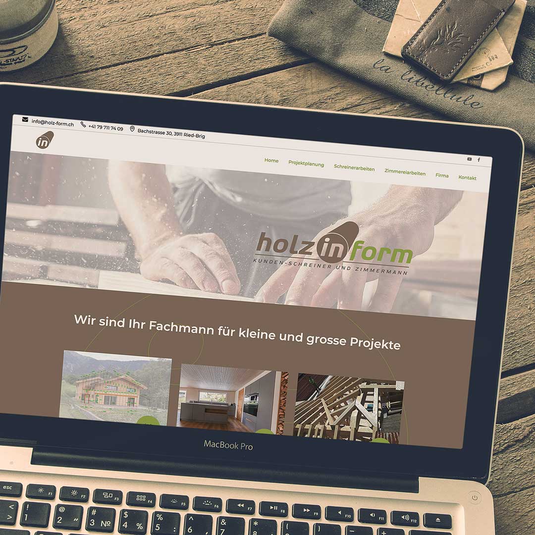 Webdesign Holz in Form Ried-Brig
